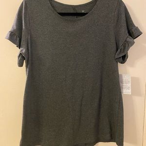 Elegantees. Brighton ruffle sleeve top in charcoal gray, large